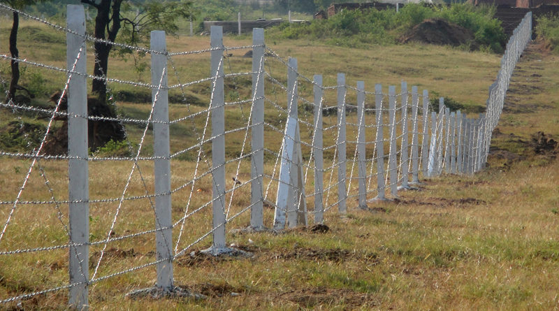G I Barbed Wire with Cement Pole Compound Works